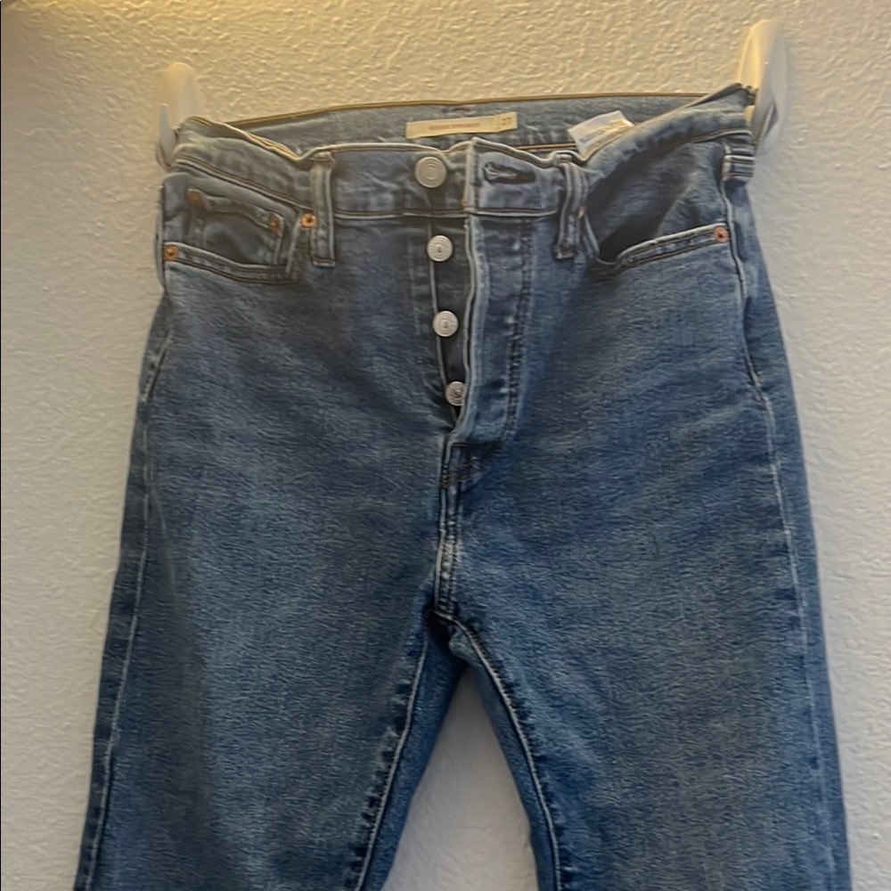 Levi’s Wedgie Straight Jeans